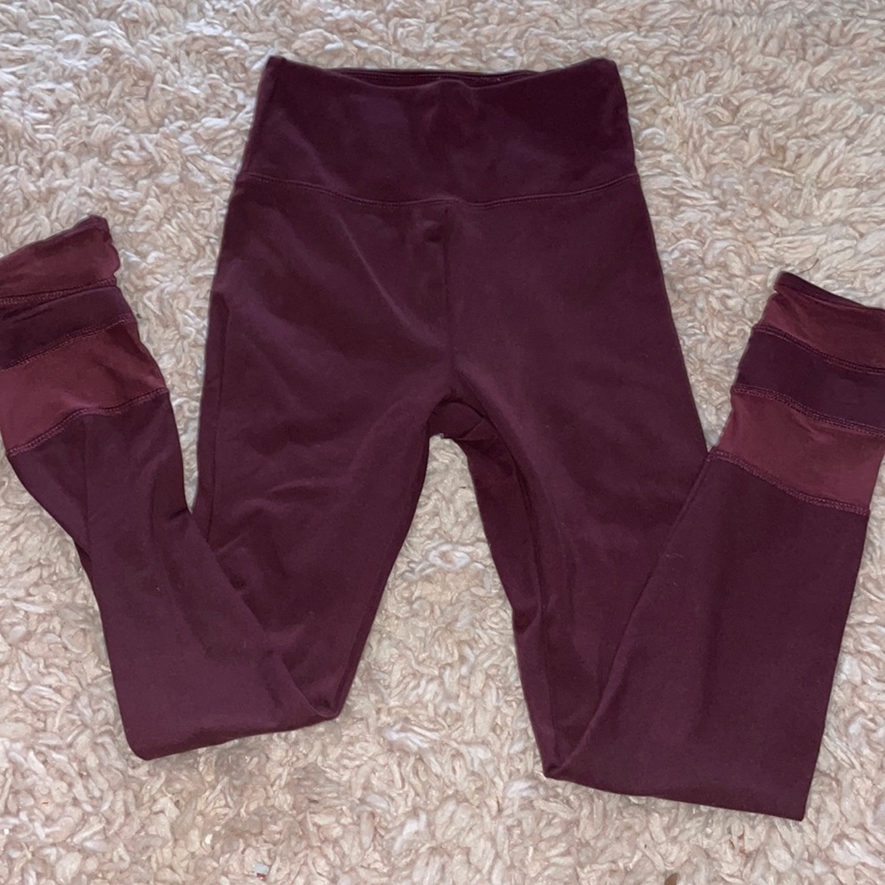 maroon leggings with ankle mesh